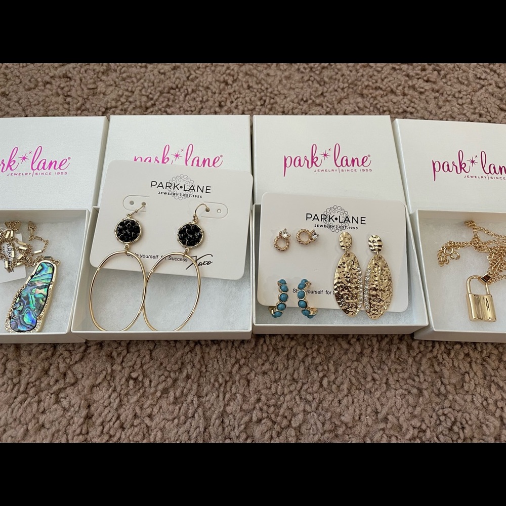 Park Lane lot of jewelry.